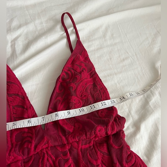 HELLO MOLLY - EAST ATLANTA MAXI DRESS WINE - Picture 4 of 5